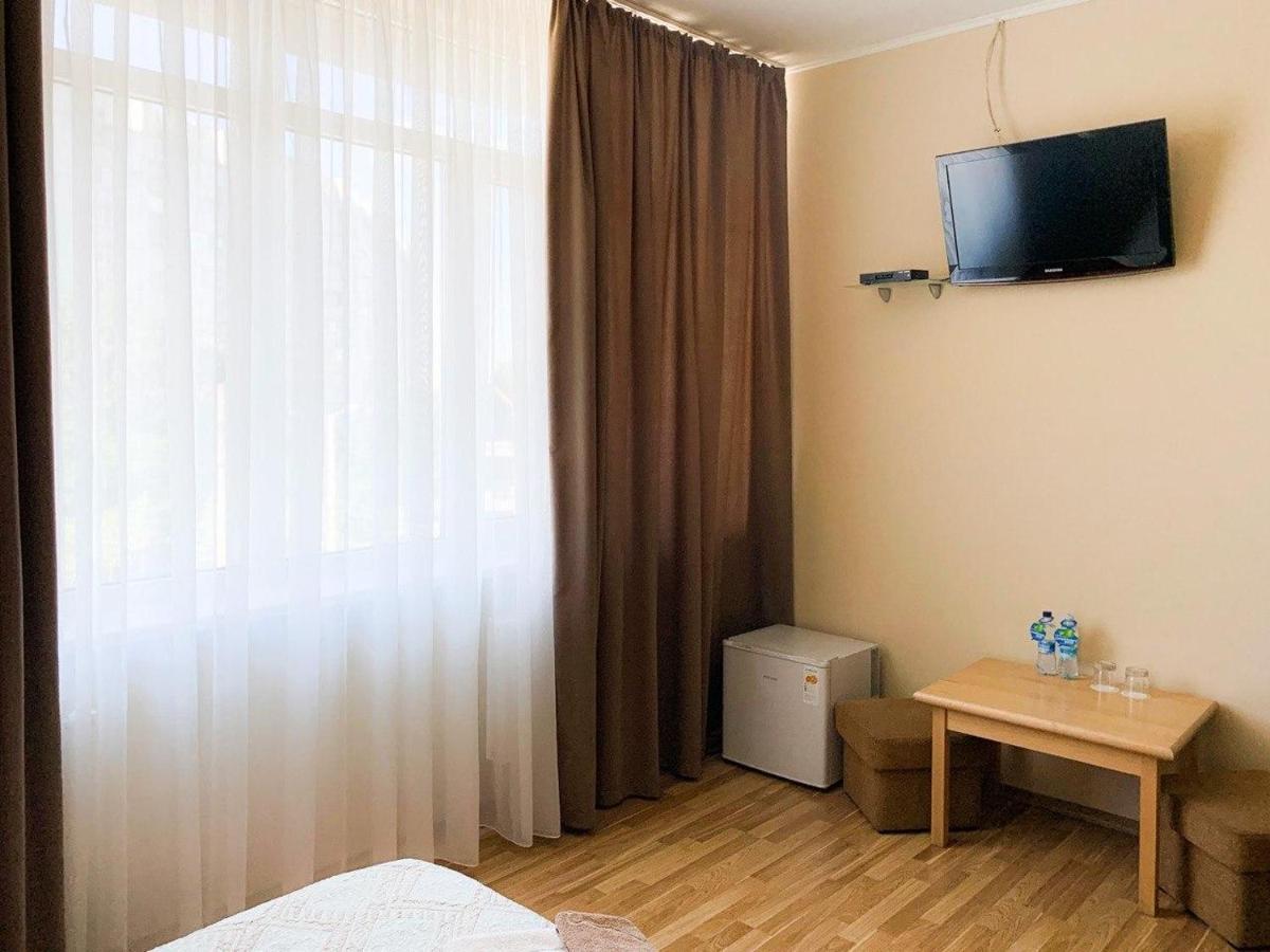 Etoile Otel Harkiv Dış mekan fotoğraf