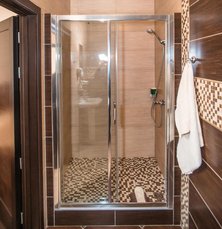 Etoile Otel Harkiv Dış mekan fotoğraf