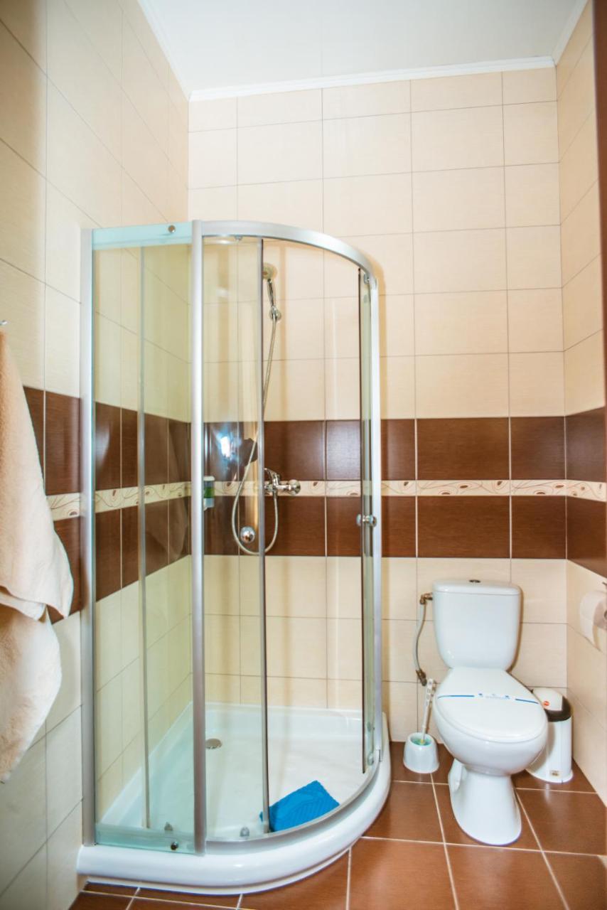 Etoile Otel Harkiv Dış mekan fotoğraf